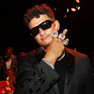 @patrickmahomes